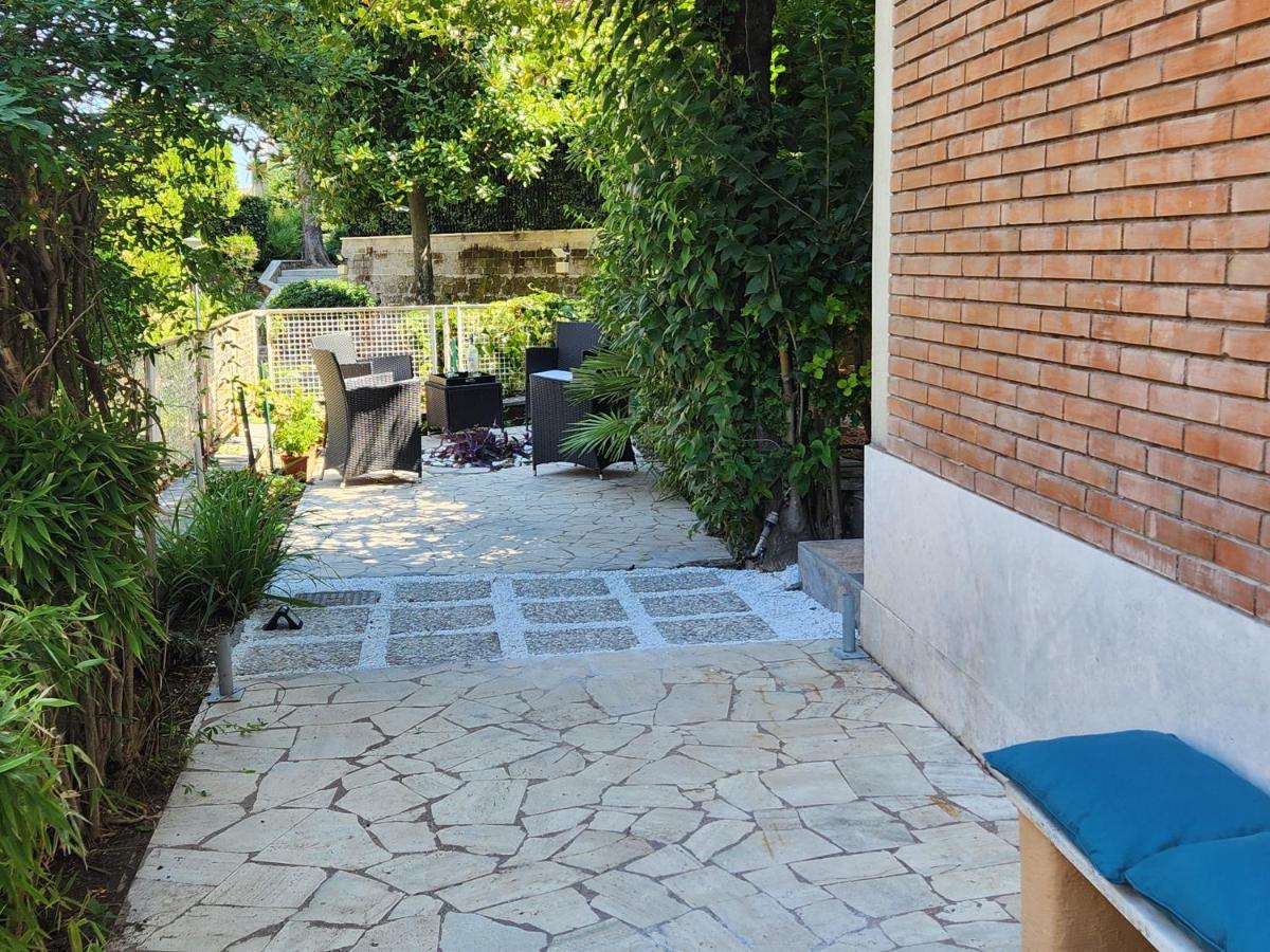 Apartament Chez Nous Rzym Zewnętrze zdjęcie